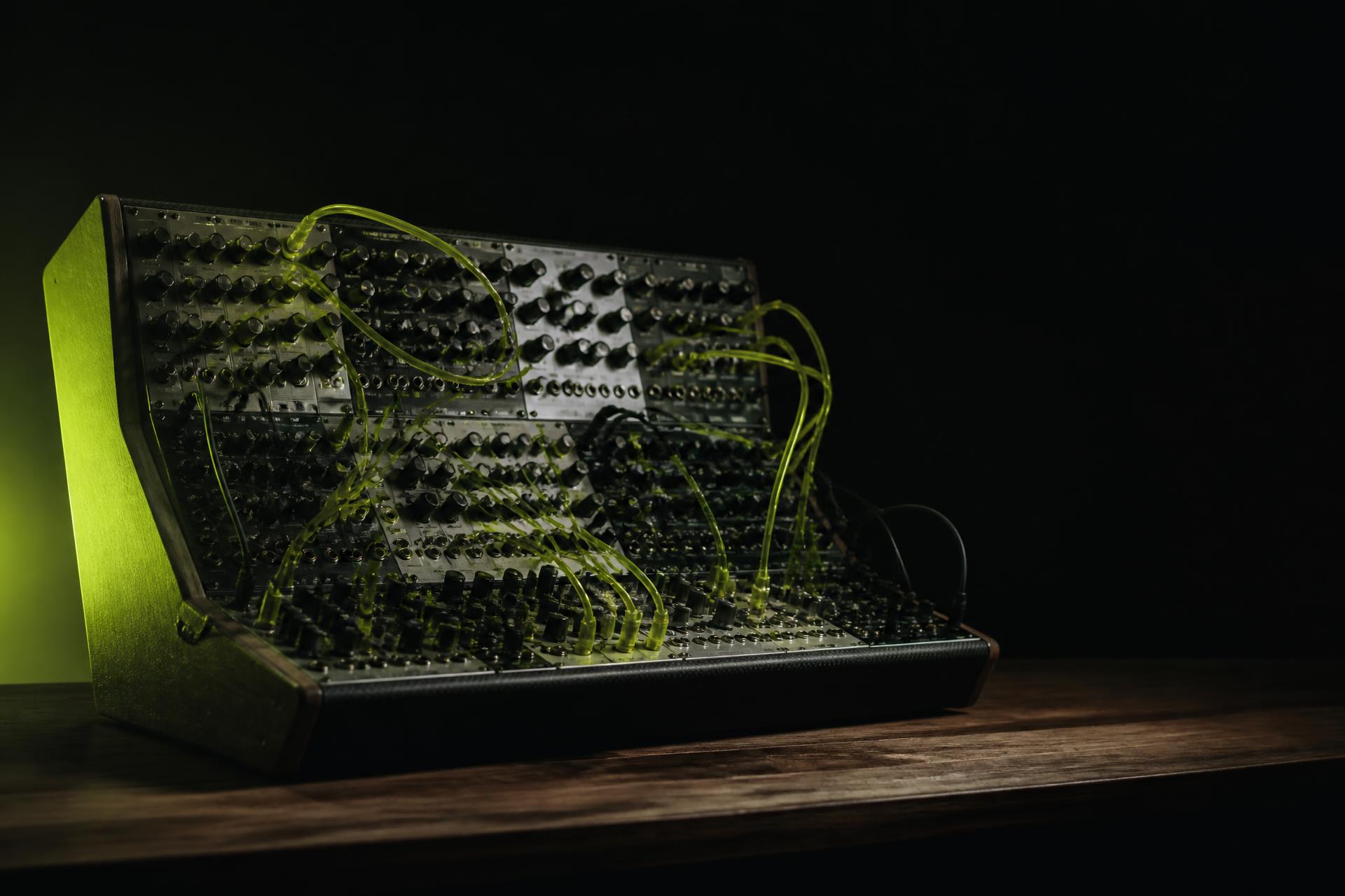 Voltage No.4